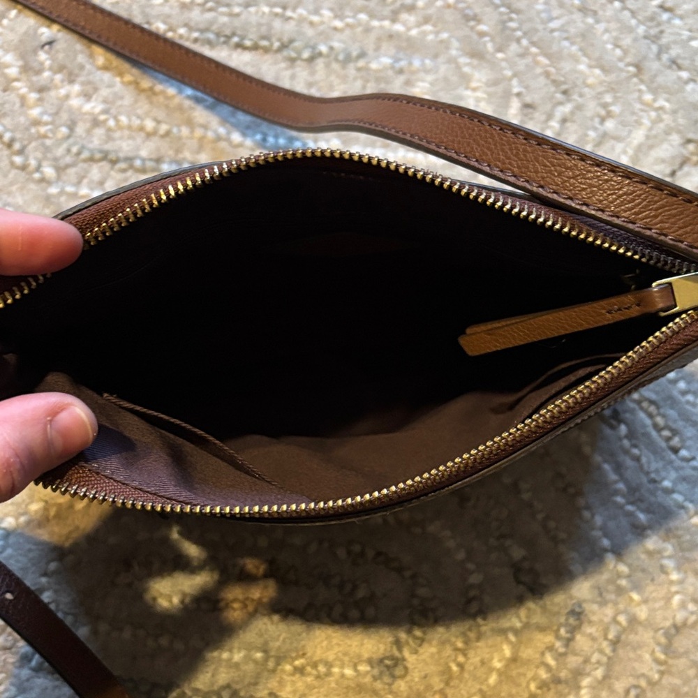 Fossil Brown Leather Crossbody Bag - Picture 4 of 8